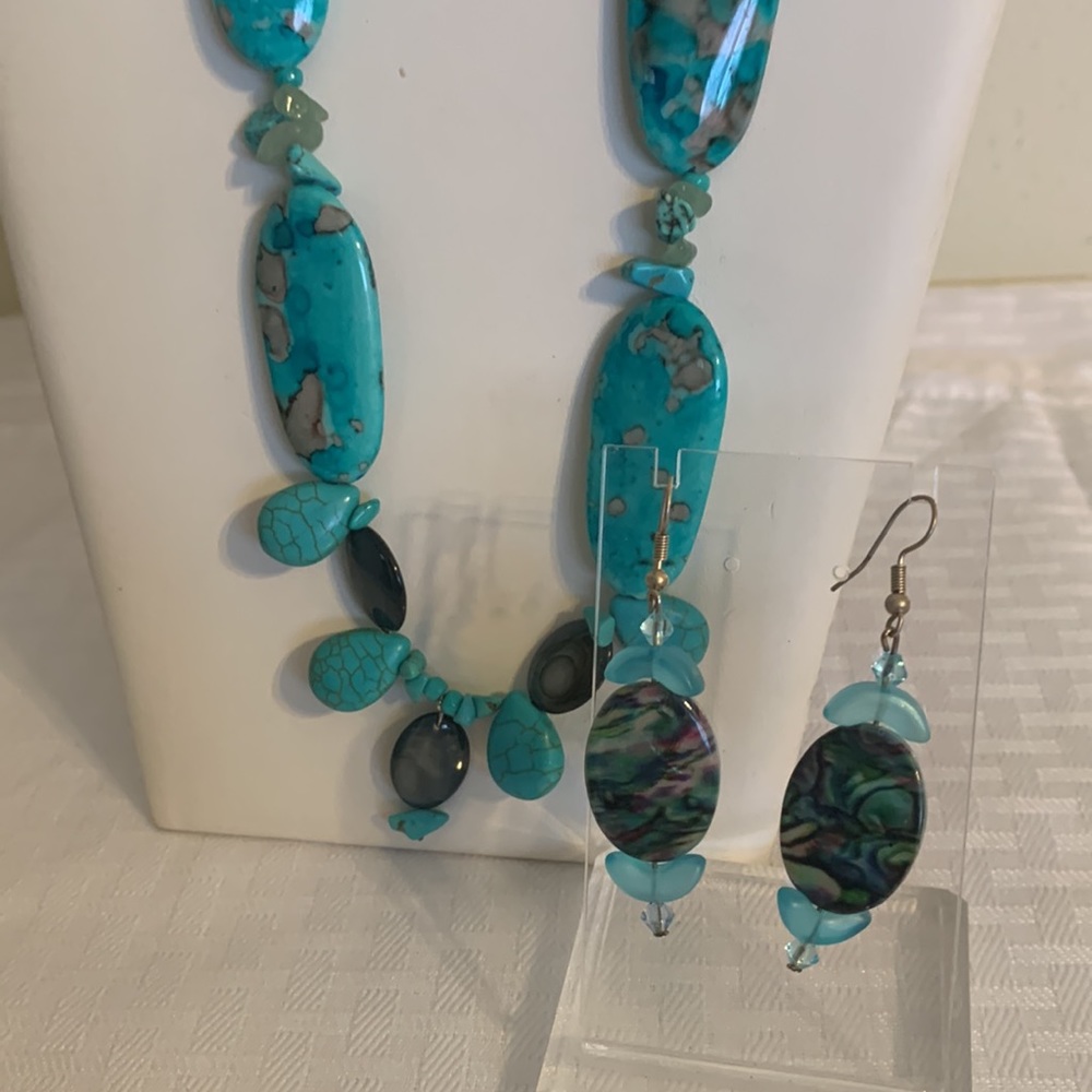 Jewelry - Picture 2 of 2